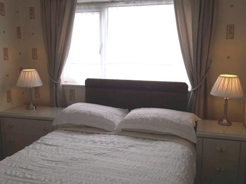 Barclay Court Pensión Torquay
